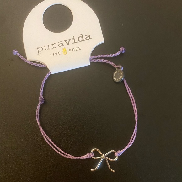 BRAND NEW Silver Bow Charm Bracelet in Light Purple. BY: PURA VIDA - Picture 2 of 5